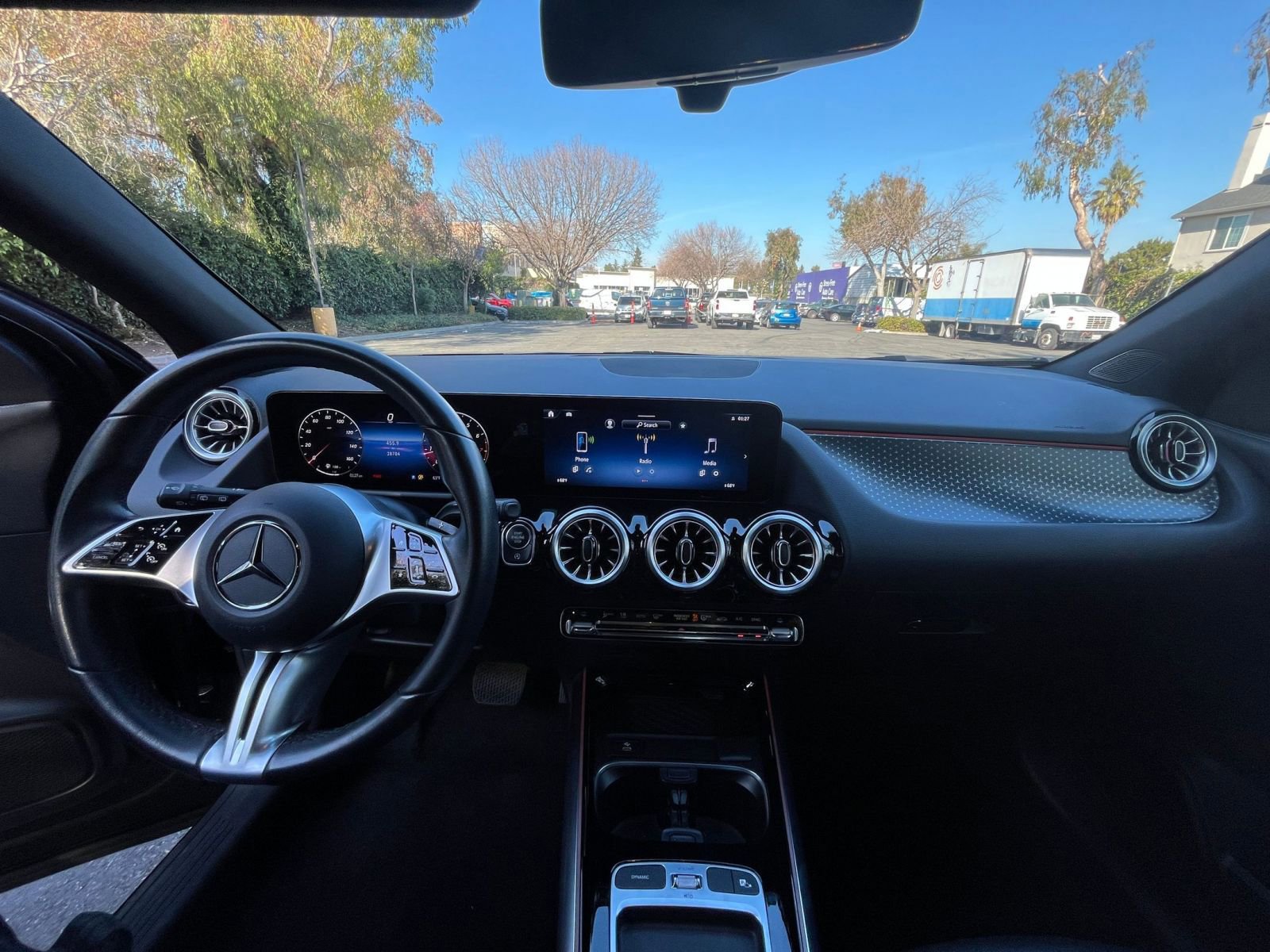 Thumbnail: 2025 Mercedes-Benz GLA - 34