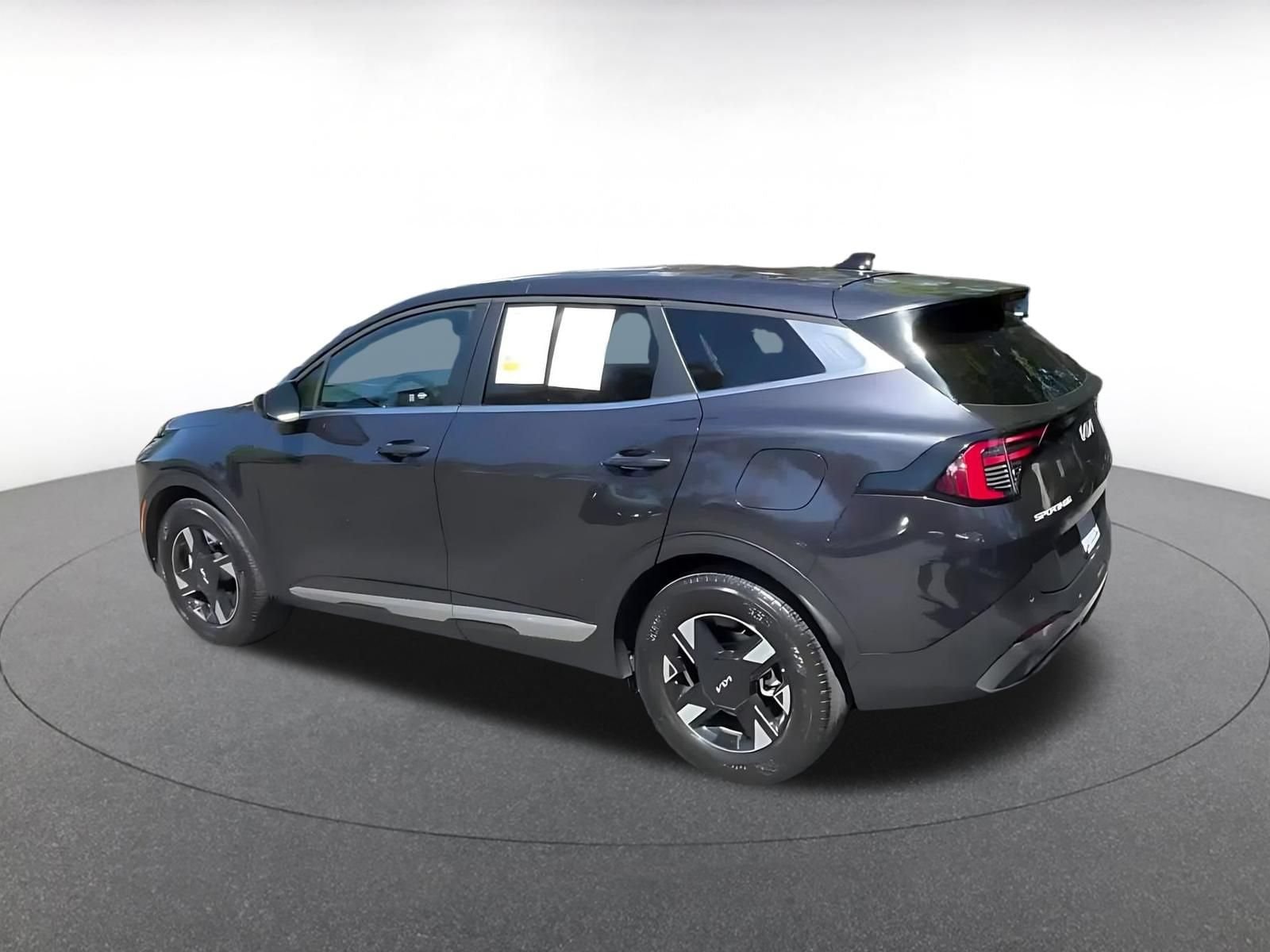 Thumbnail: 2026 Kia Sportage - 10