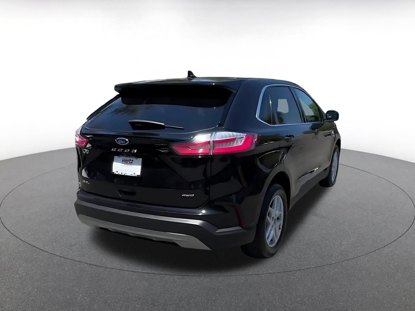 Thumbnail: 2024 Ford Edge - 15