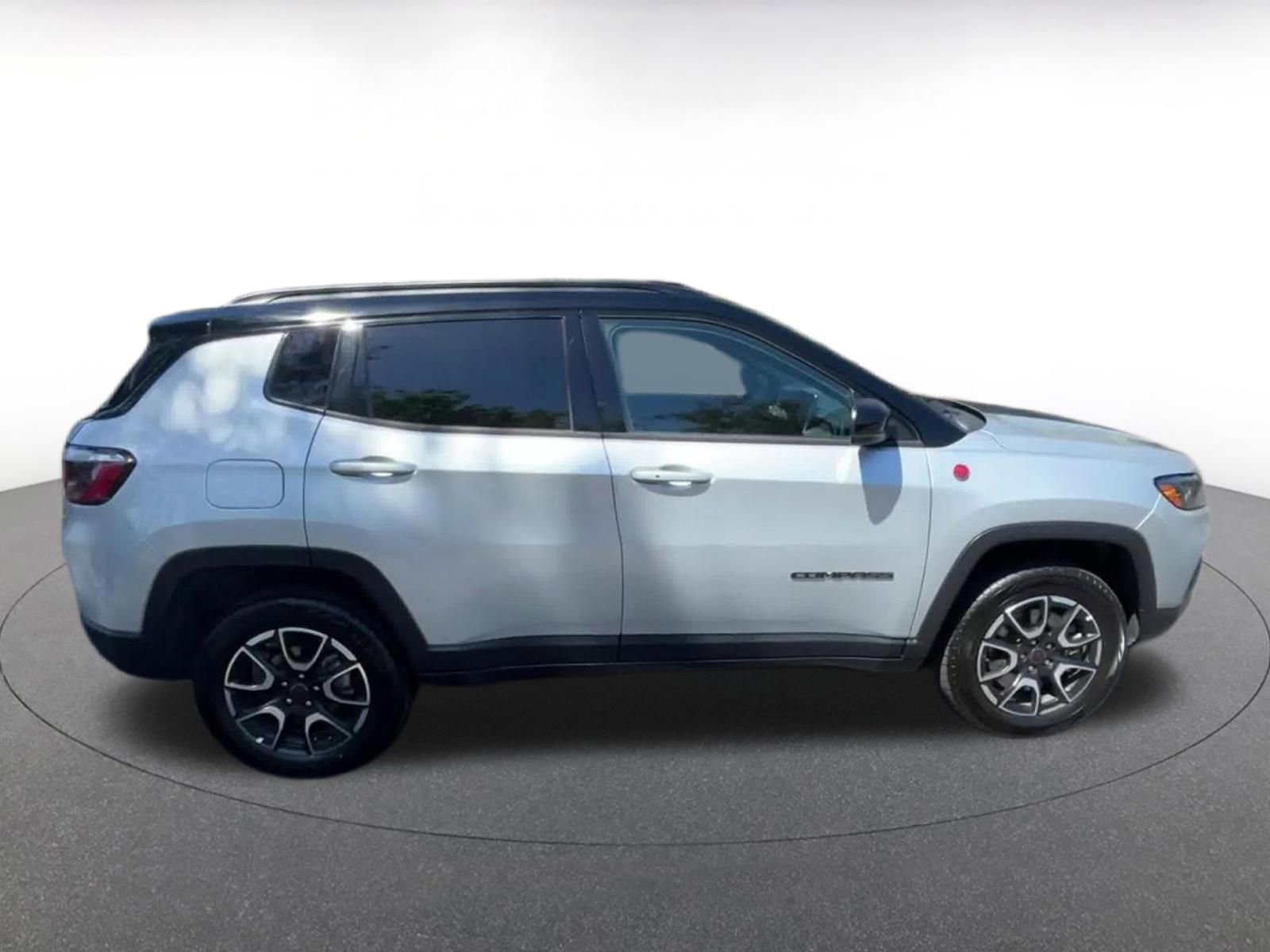 Thumbnail: 2025 Jeep Compass - 16