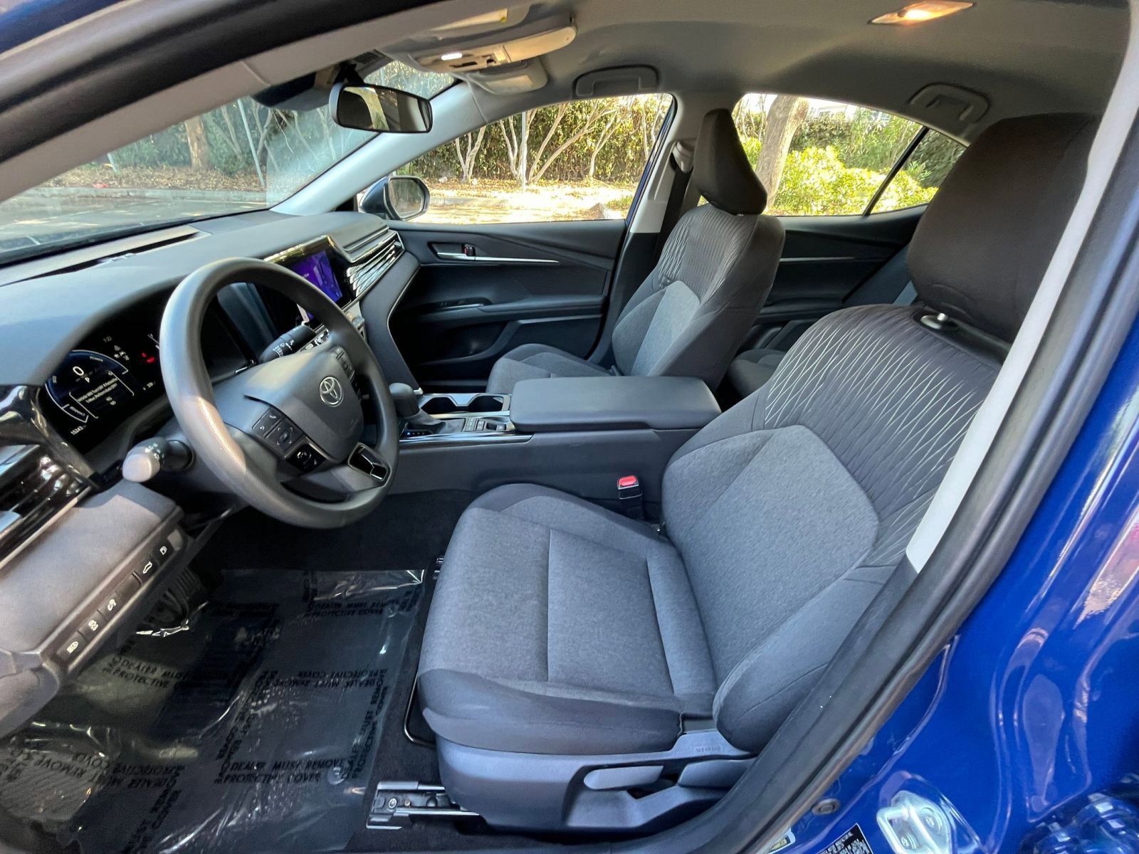 Thumbnail: 2025 Toyota Camry - 25