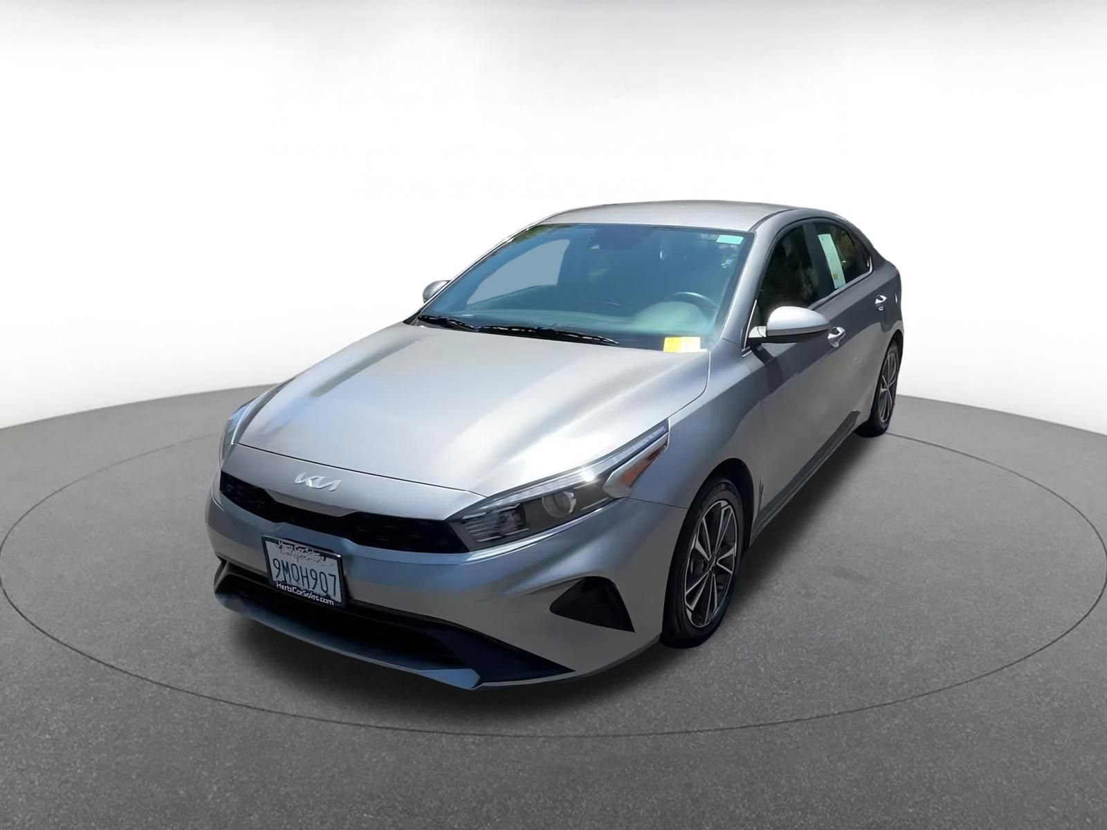 Thumbnail: 2024 Kia Forte - 5
