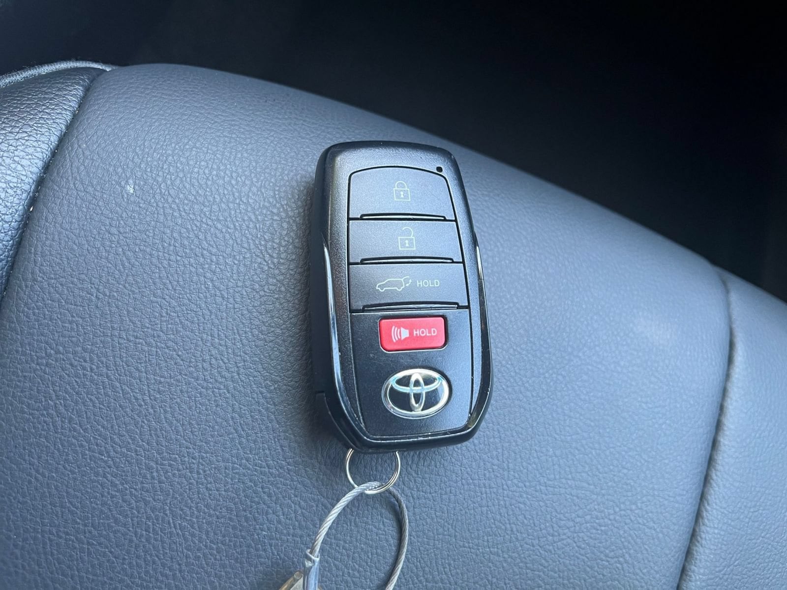 Thumbnail: 2025 Toyota Highlander - 21