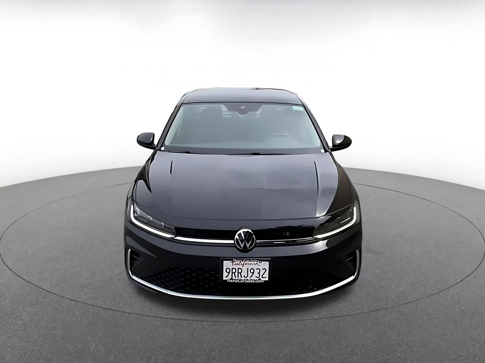 Thumbnail: 2025 Volkswagen Jetta - 4
