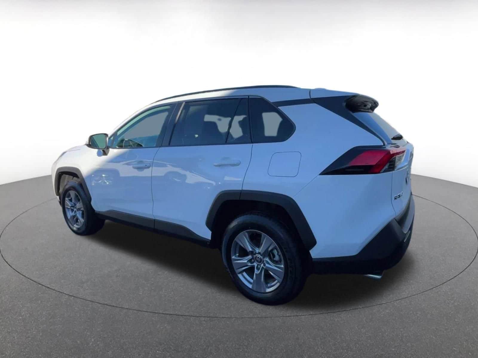 Thumbnail: 2025 Toyota RAV4 - 10