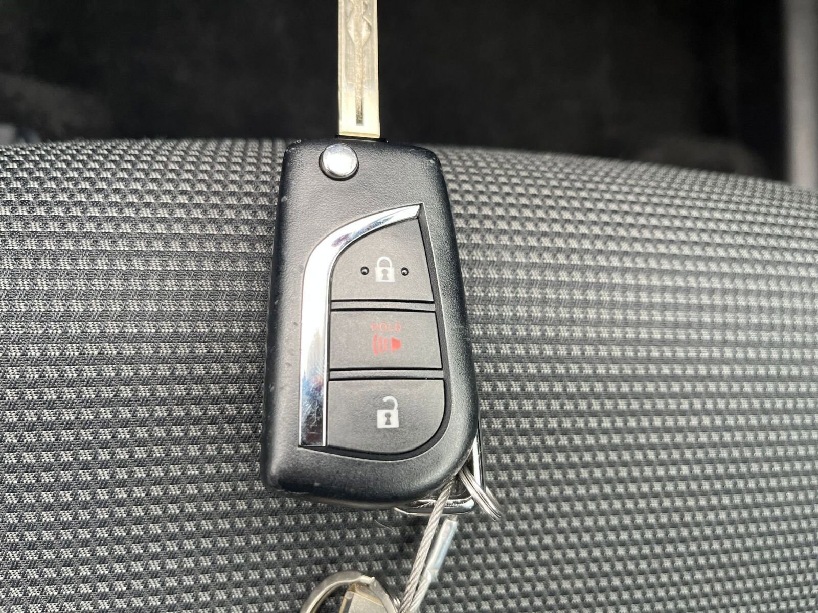 Thumbnail: 2025 Toyota RAV4 - 22