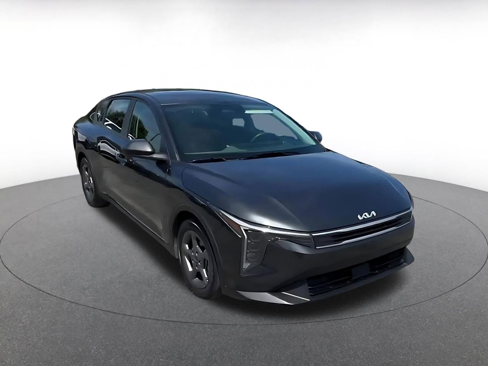Thumbnail: 2025 Kia K4 - 3