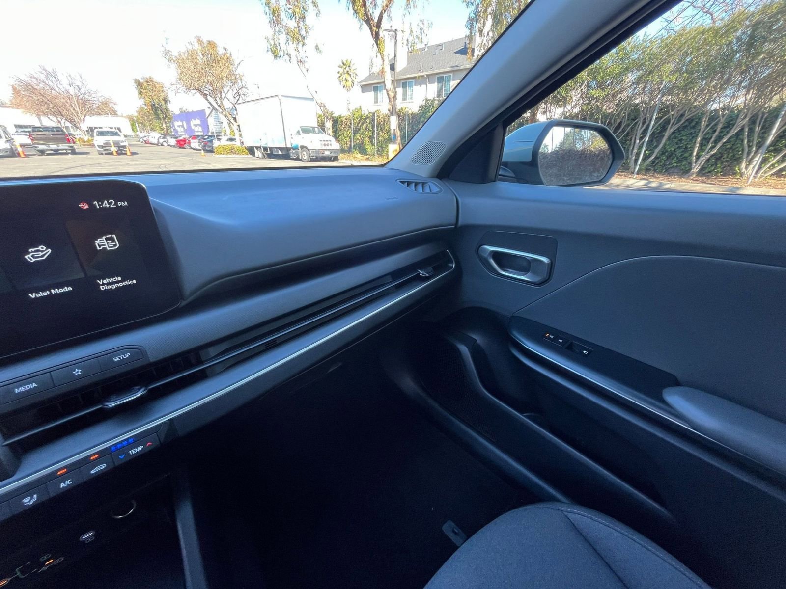 Thumbnail: 2025 Kia K4 - 34