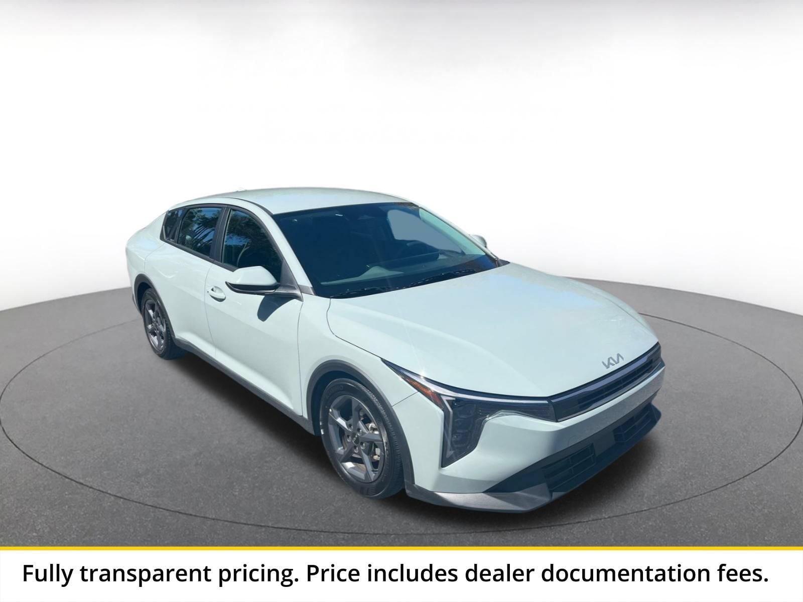 Thumbnail: 2025 Kia K4 - 1