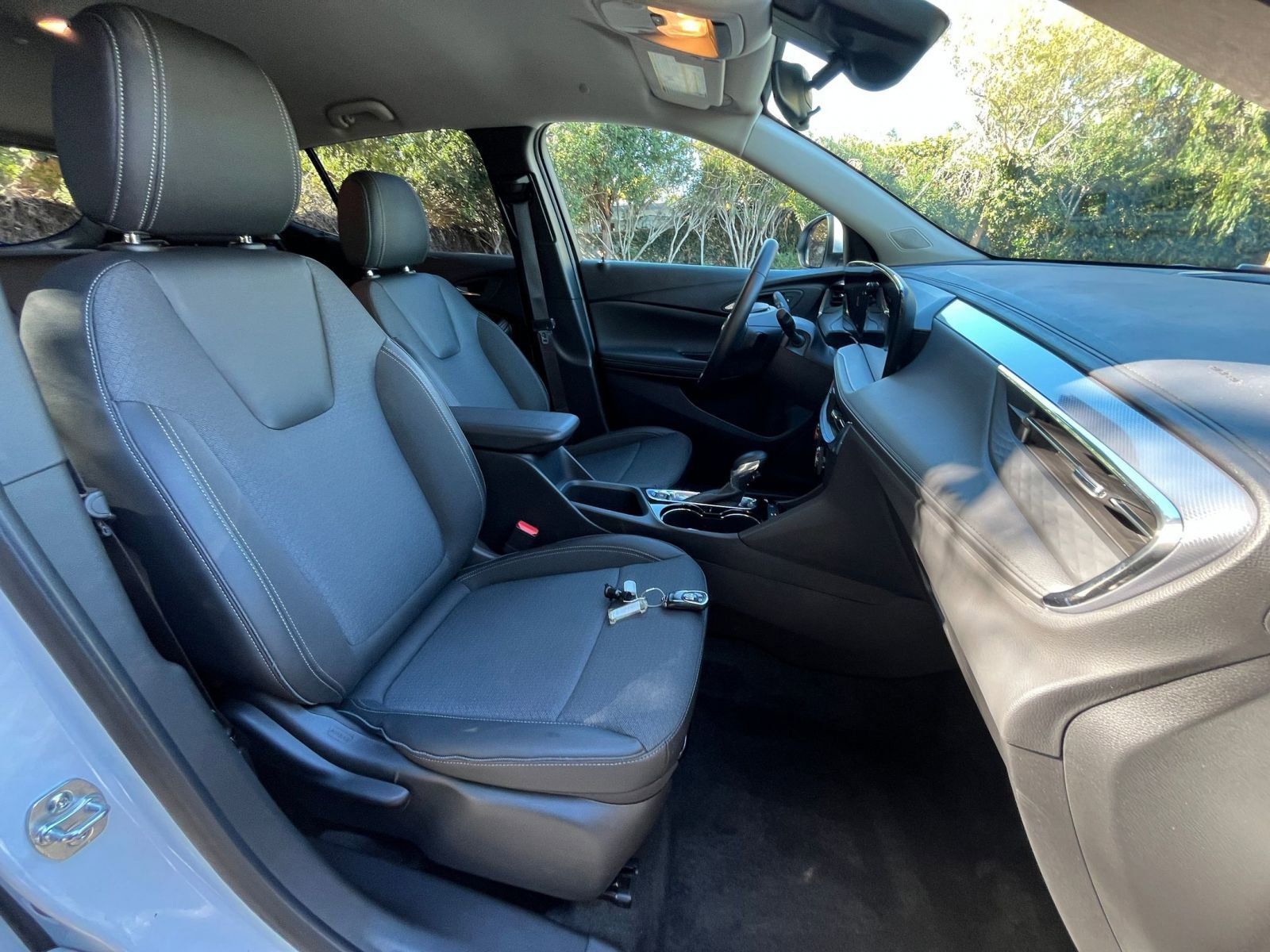 Thumbnail: 2025 Buick Encore GX - 34