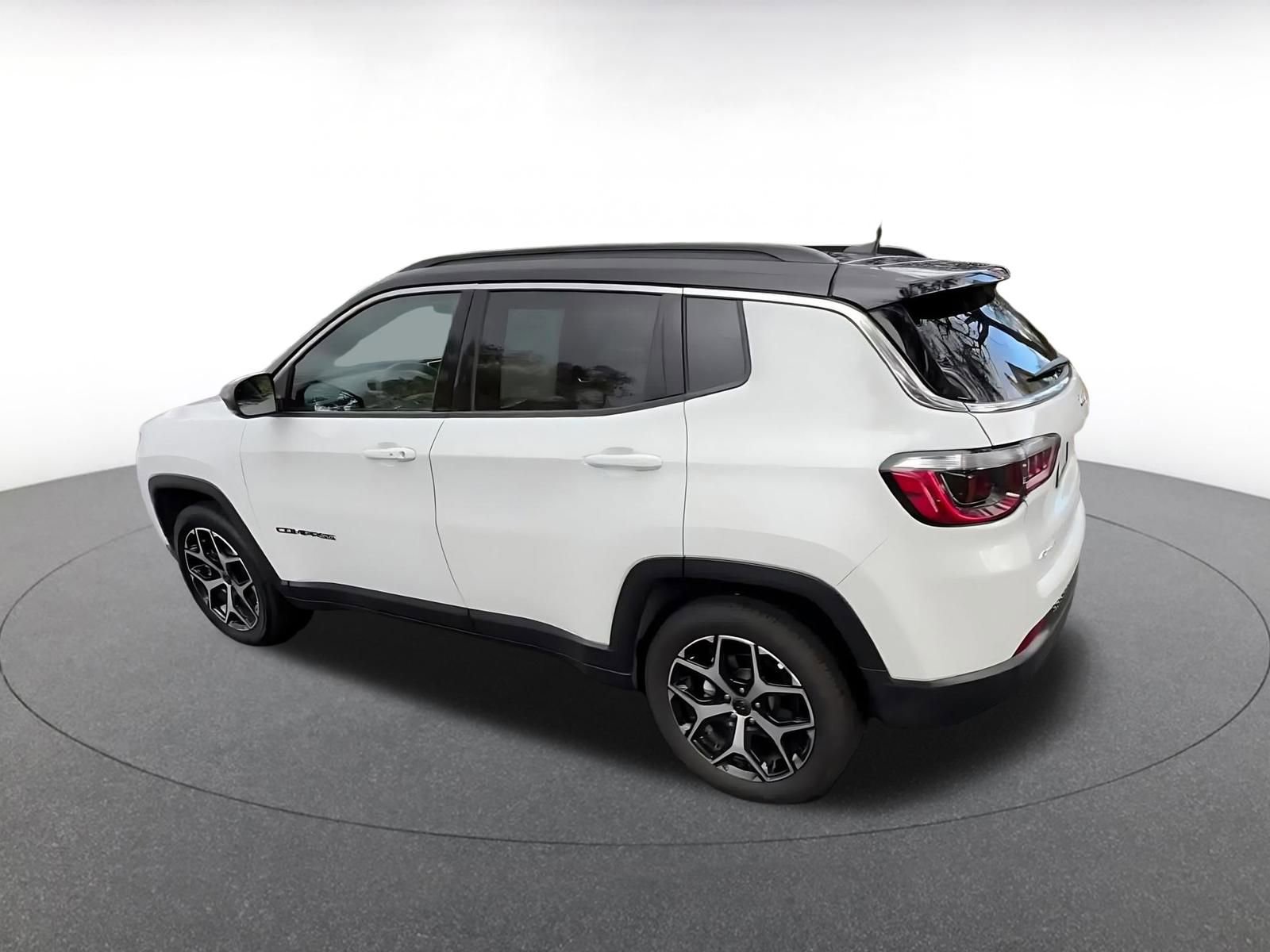 Thumbnail: 2025 Jeep Compass - 10