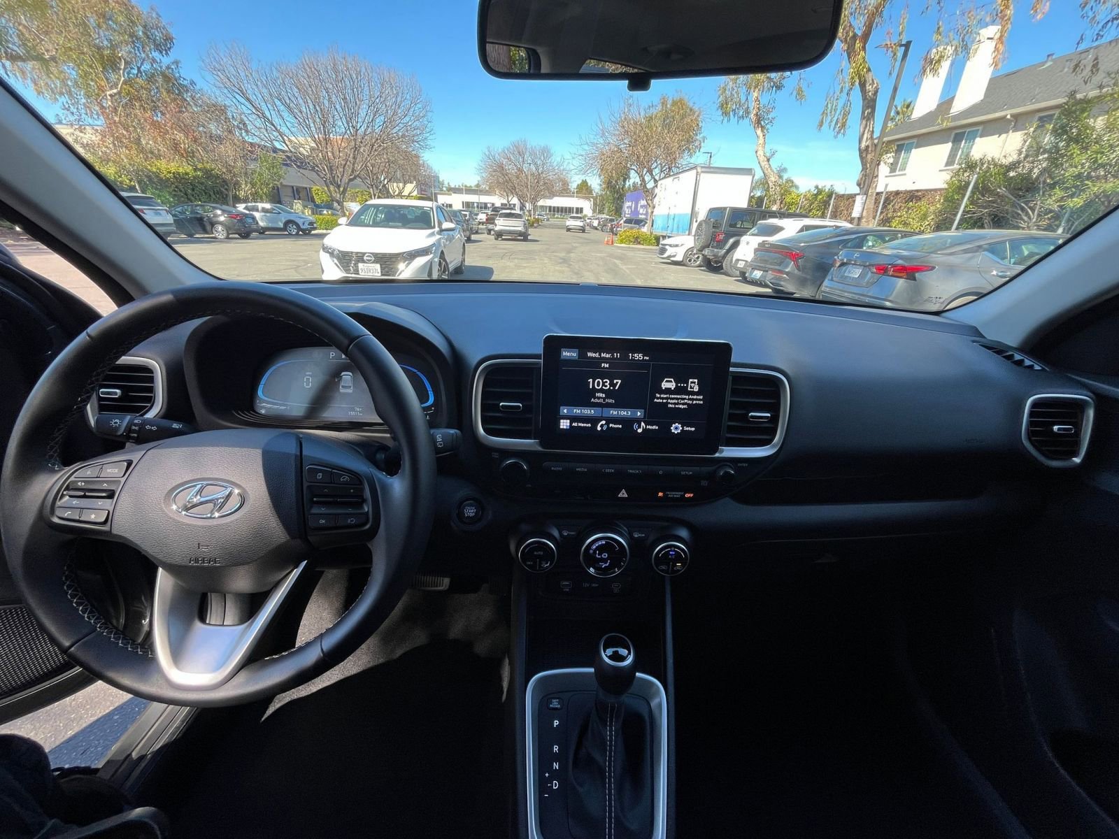 Thumbnail: 2025 Hyundai Venue - 32
