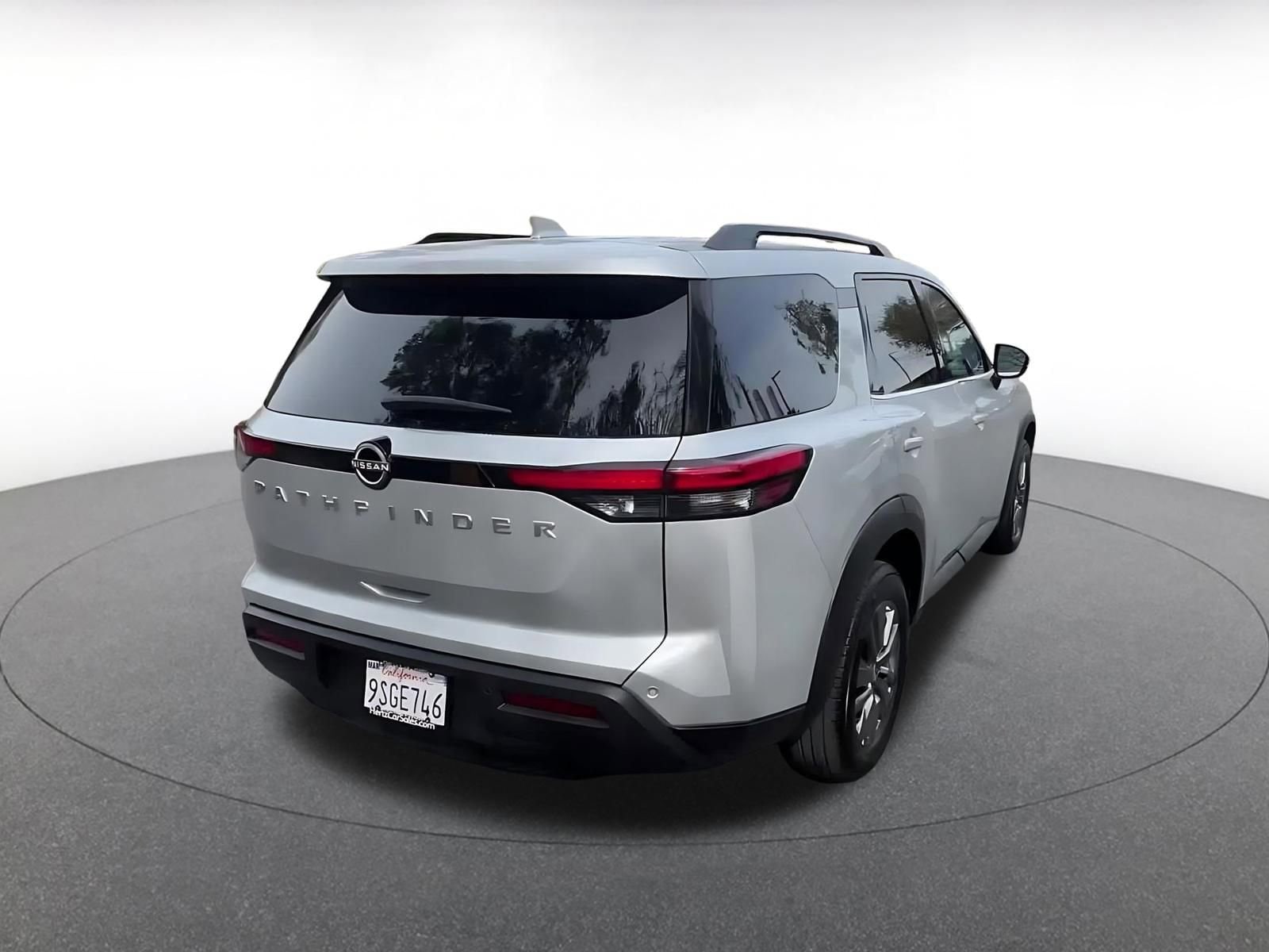 Thumbnail: 2025 Nissan Pathfinder - 14