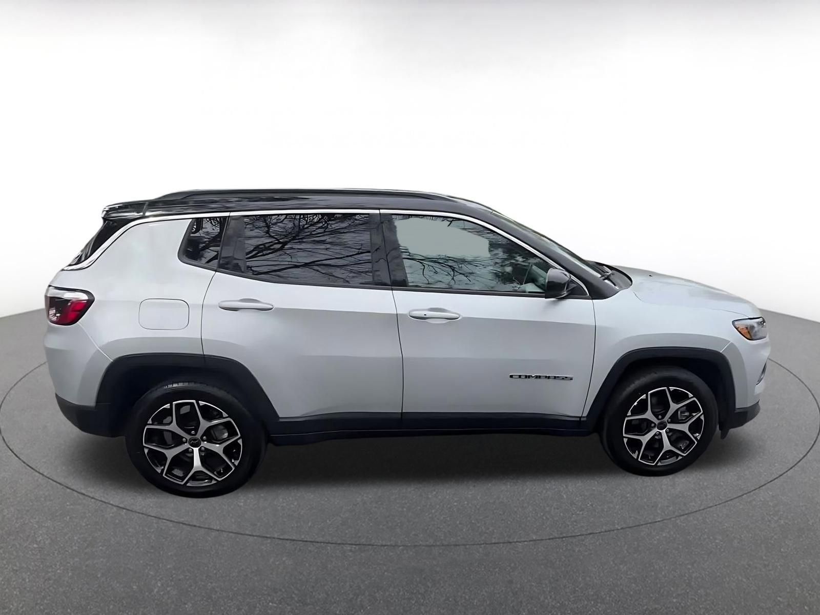 Thumbnail: 2025 Jeep Compass - 16