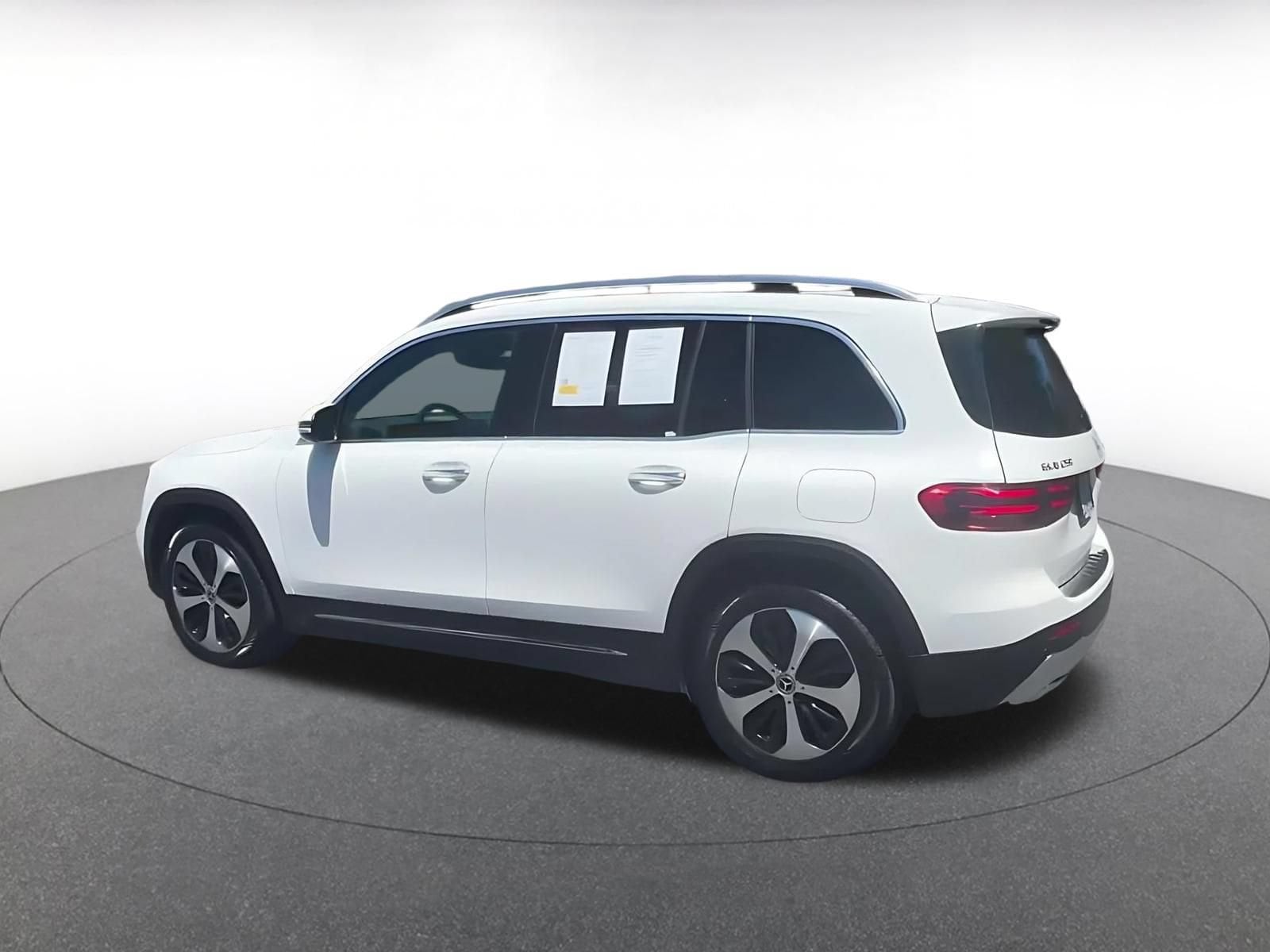 Thumbnail: 2025 Mercedes-Benz GLB - 11