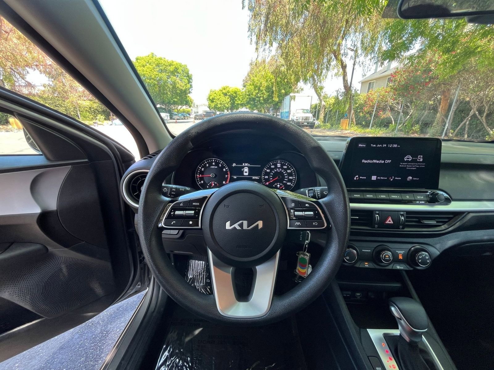 Thumbnail: 2024 Kia Forte - 27