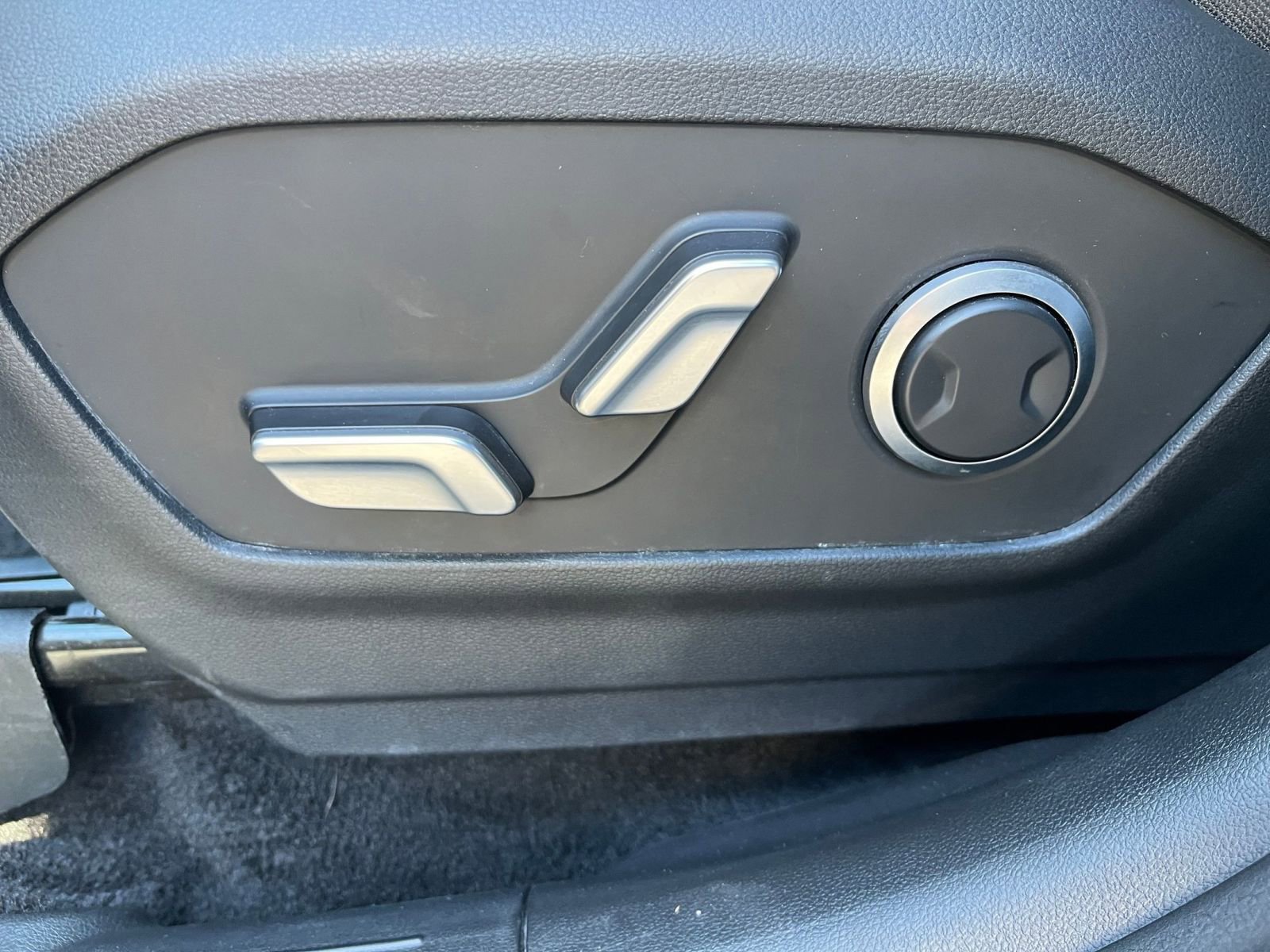 Thumbnail: 2025 Hyundai Santa Fe - 24