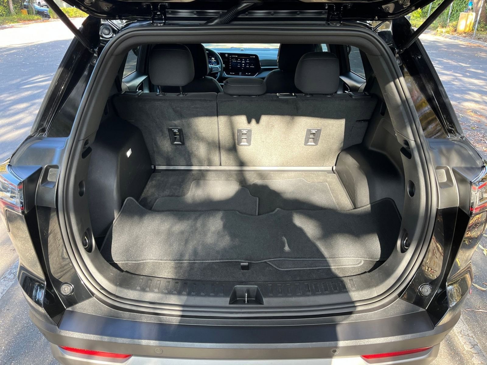 Thumbnail: 2025 Chevrolet Equinox - 30