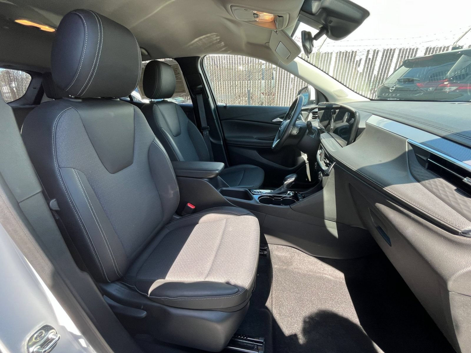 Thumbnail: 2025 Buick Encore GX - 35