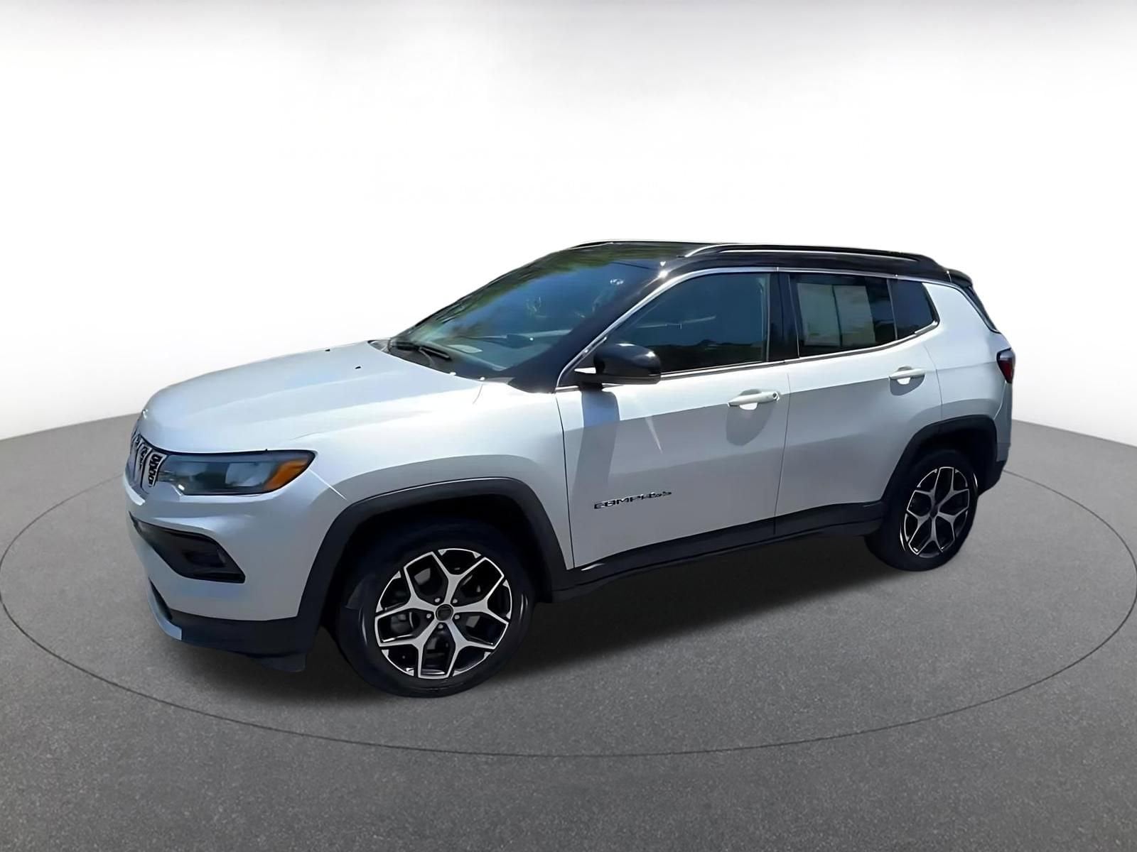 Thumbnail: 2025 Jeep Compass - 8