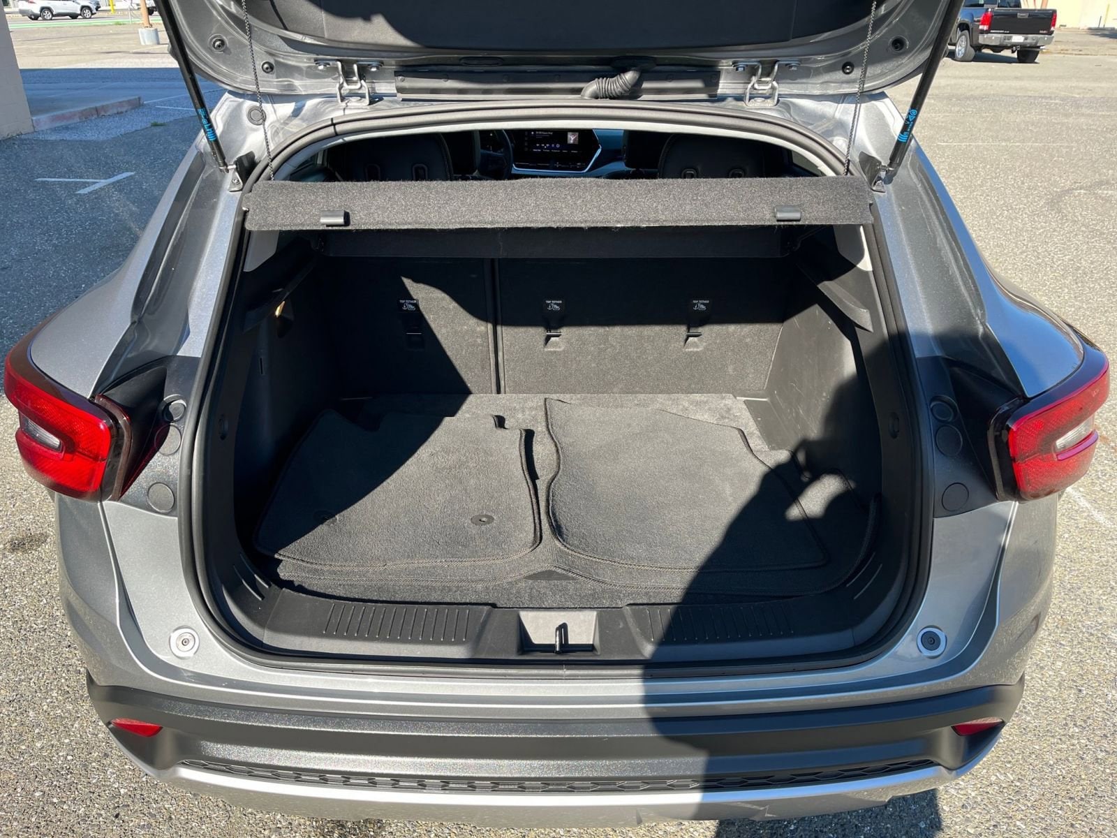 Thumbnail: 2025 Chevrolet Trax - 29