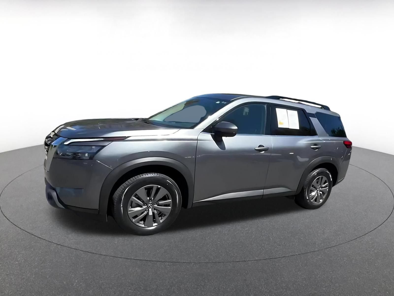 Thumbnail: 2025 Nissan Pathfinder - 8