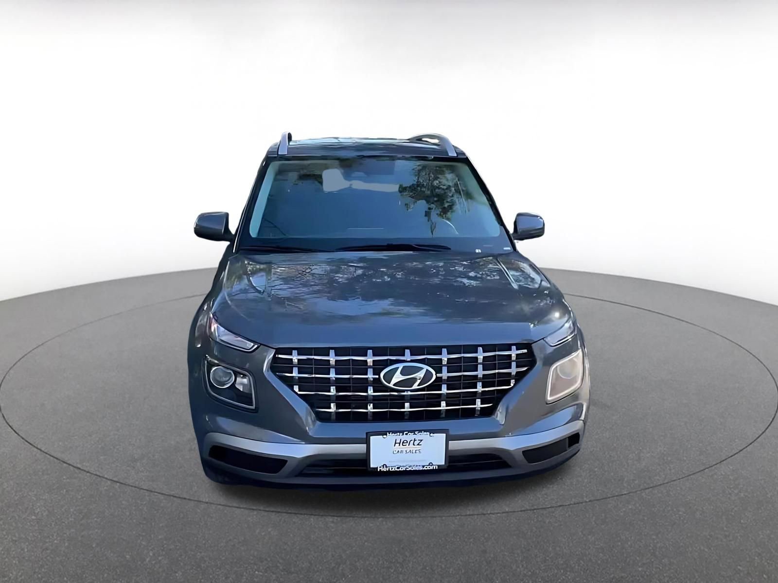 Thumbnail: 2025 Hyundai Venue - 4