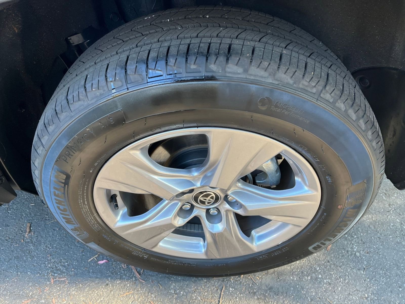 Thumbnail: 2025 Toyota RAV4 - 31