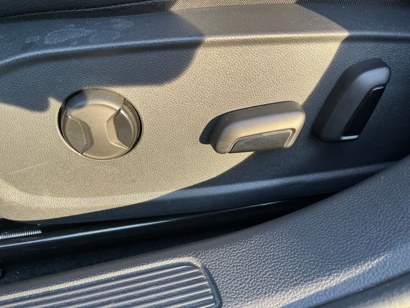 Thumbnail: 2025 Volkswagen Jetta - 22