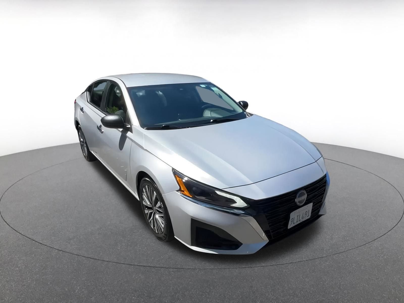 Thumbnail: 2024 Nissan Altima - 3