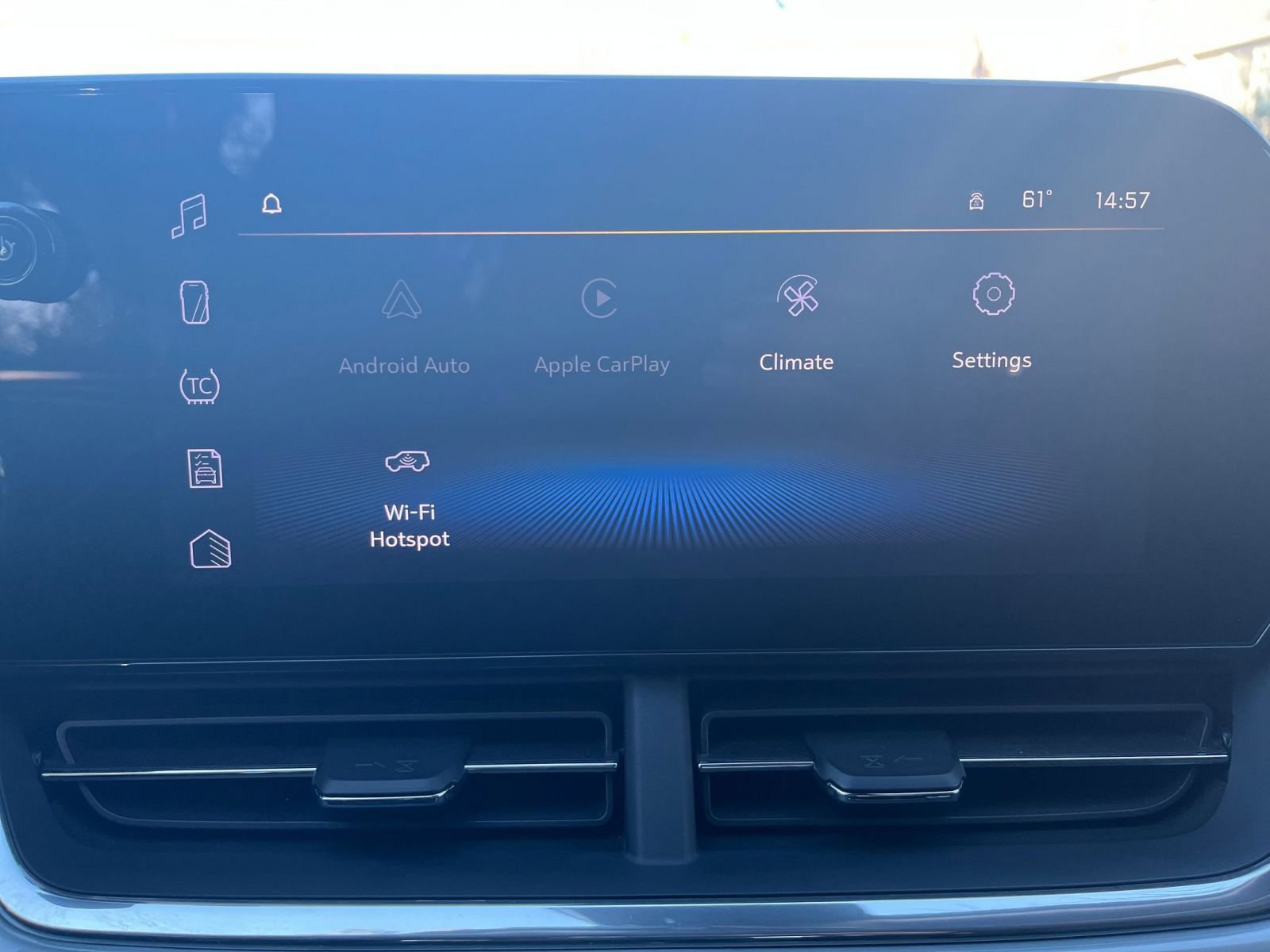 Thumbnail: 2025 Chevrolet Trax - 21