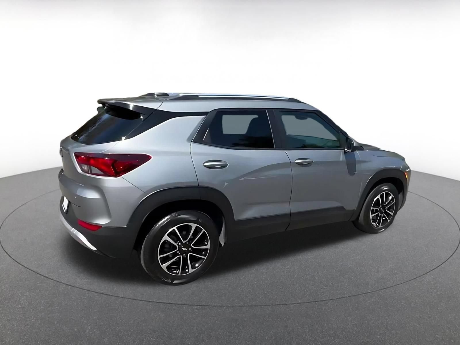 Thumbnail: 2025 Chevrolet TrailBlazer - 11