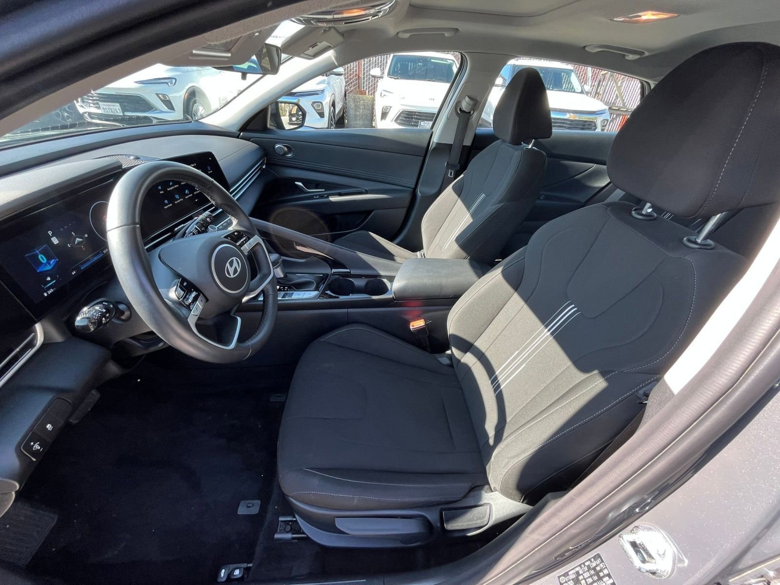 Thumbnail: 2025 Hyundai Elantra - 27