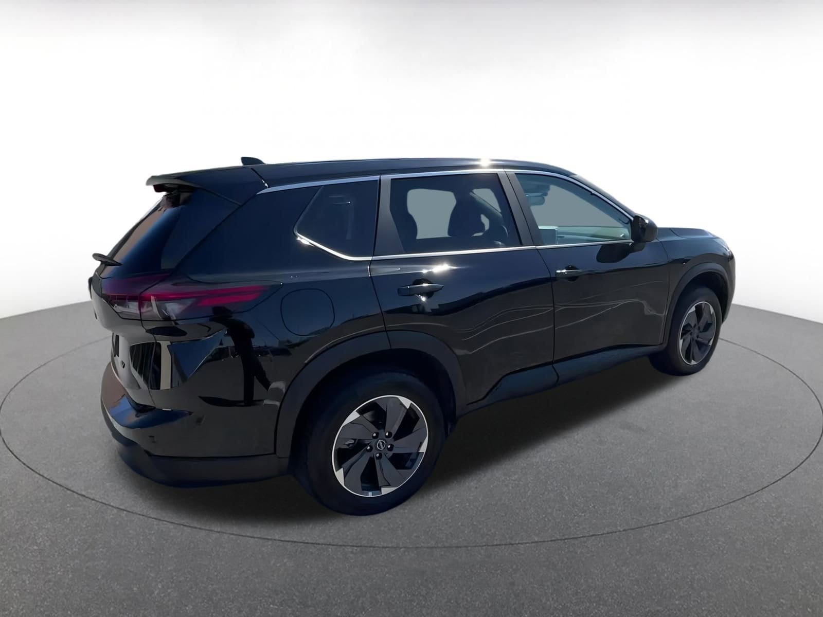 Thumbnail: 2024 Nissan Rogue - 15