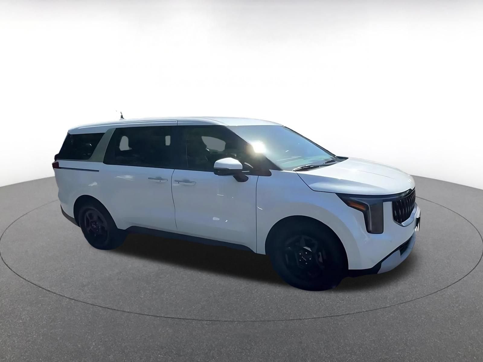 Thumbnail: 2026 Kia Carnival - 2