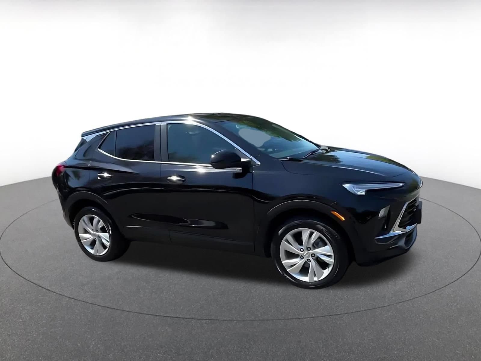 Thumbnail: 2025 Buick Encore GX - 2