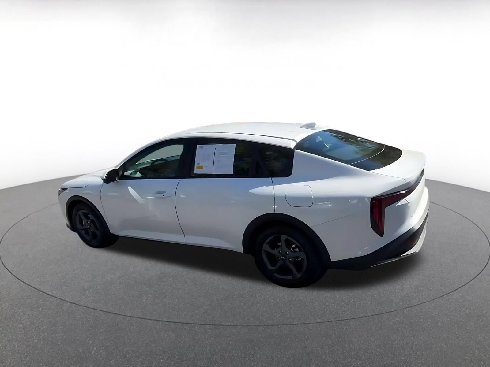 Thumbnail: 2026 Kia K4 - 9
