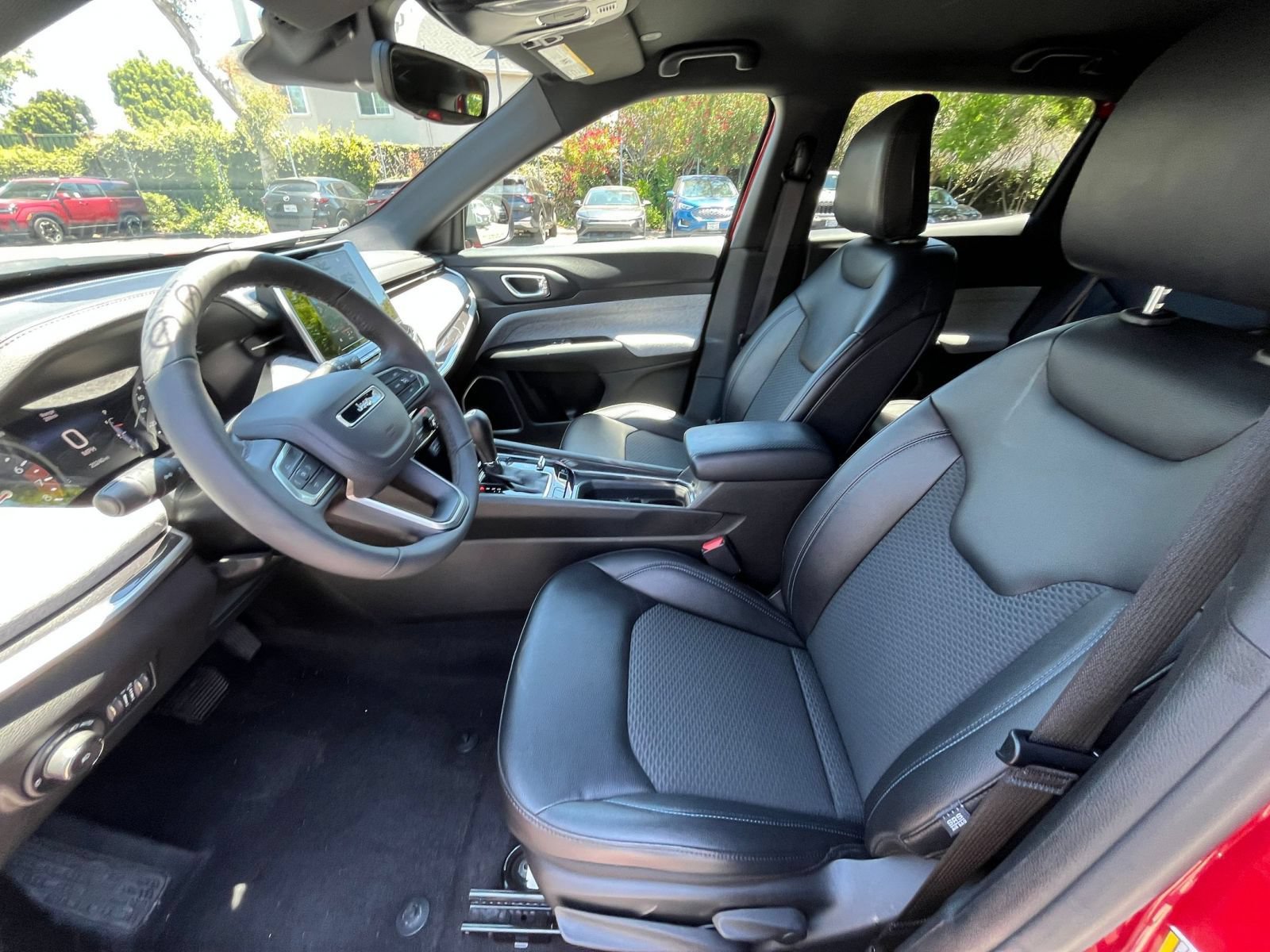 Thumbnail: 2025 Jeep Compass - 25