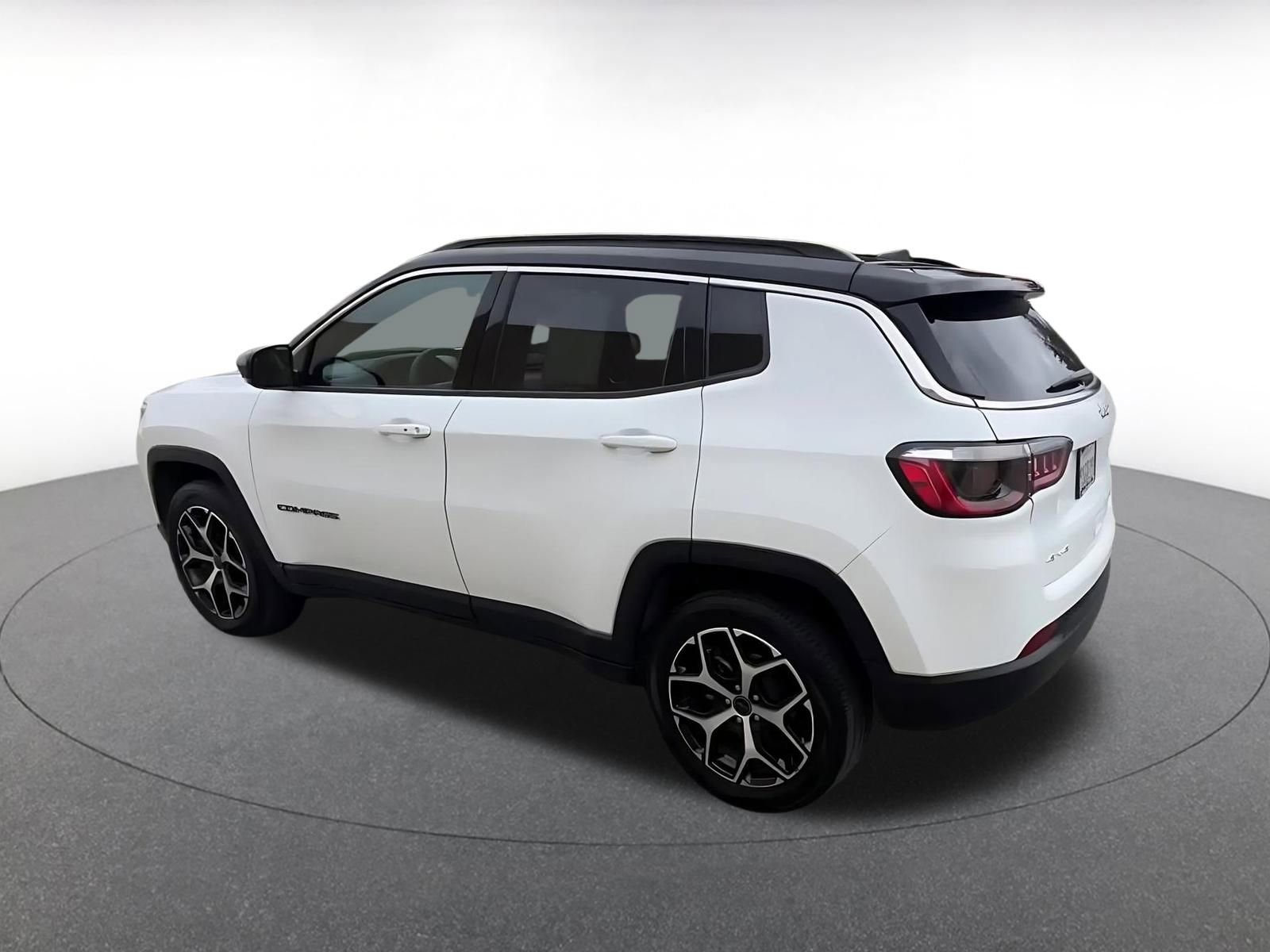 Thumbnail: 2025 Jeep Compass - 10