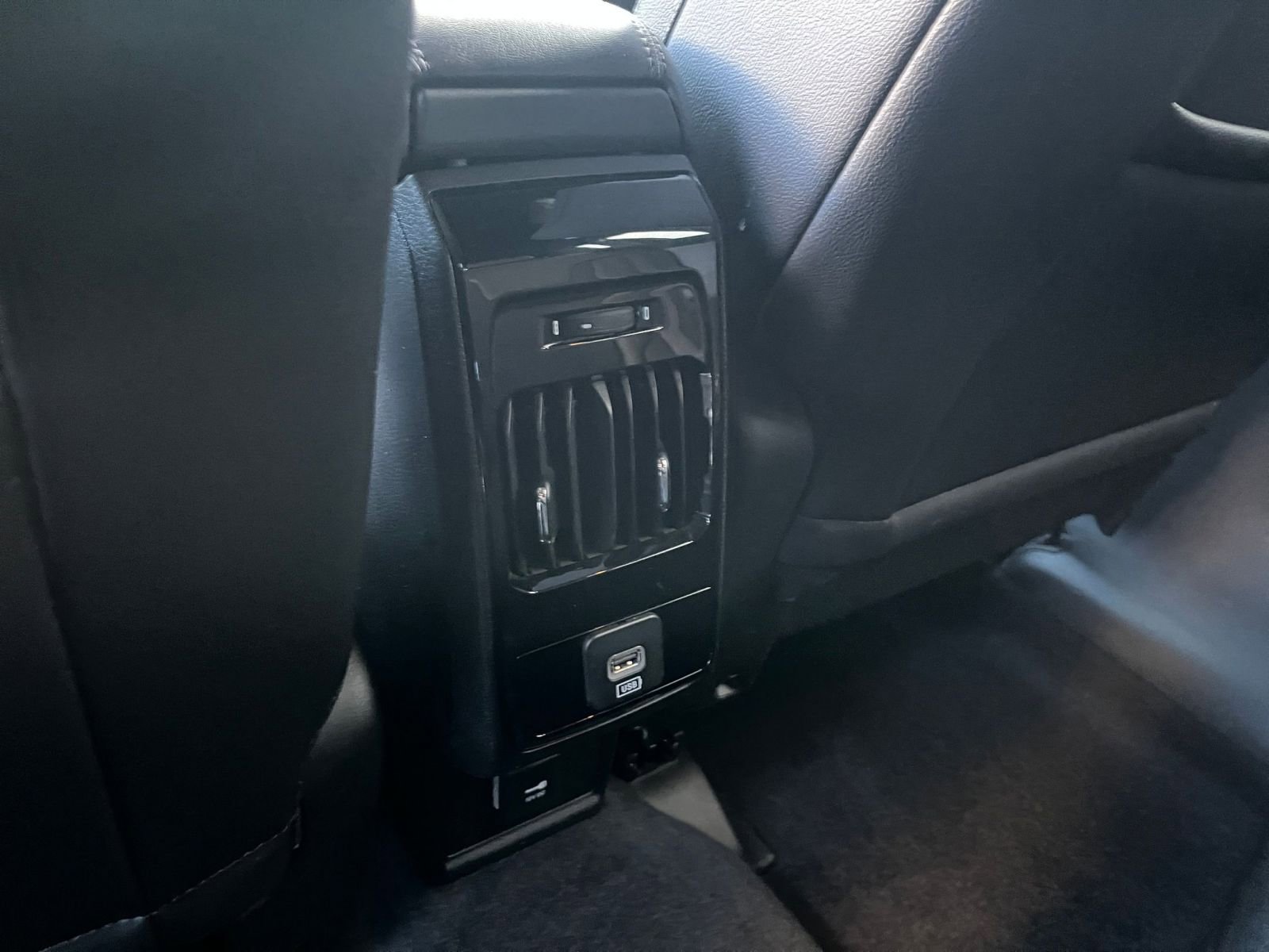 Thumbnail: 2025 Jeep Compass - 22