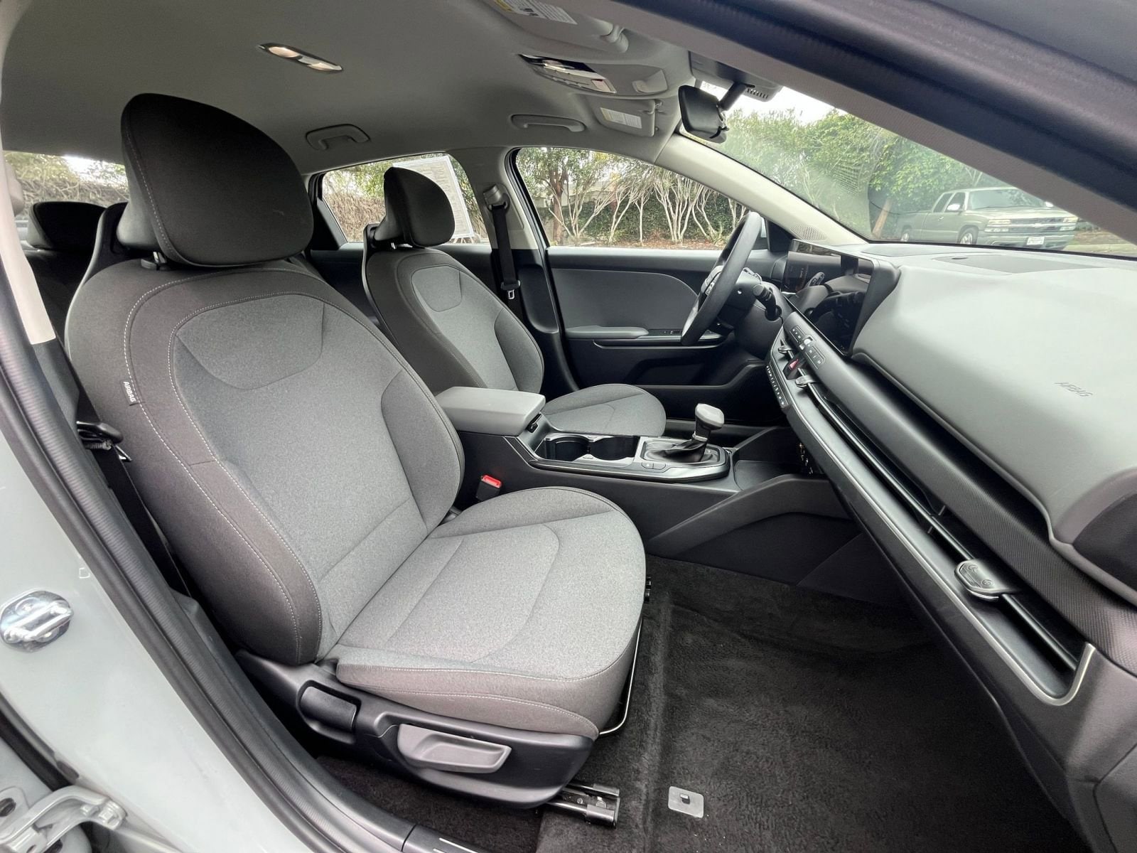 Thumbnail: 2025 Kia K4 - 35