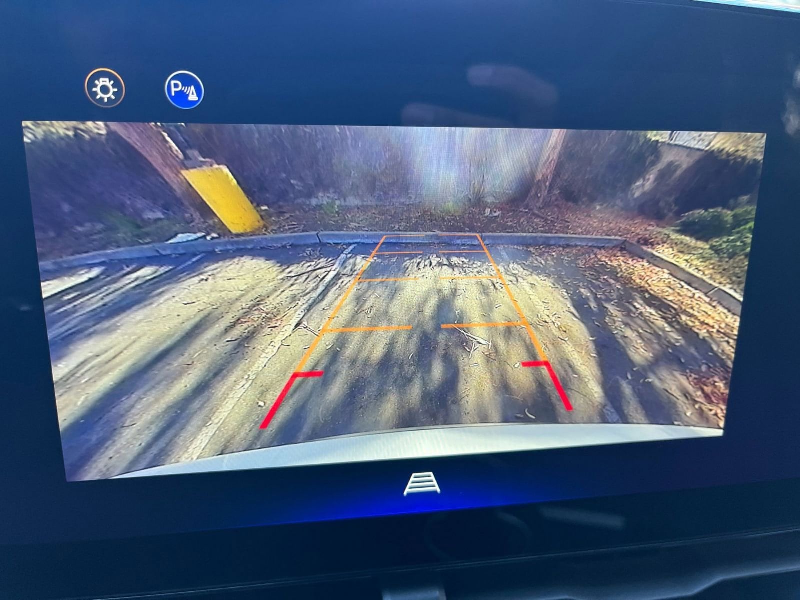 Thumbnail: 2025 Chevrolet Equinox - 17