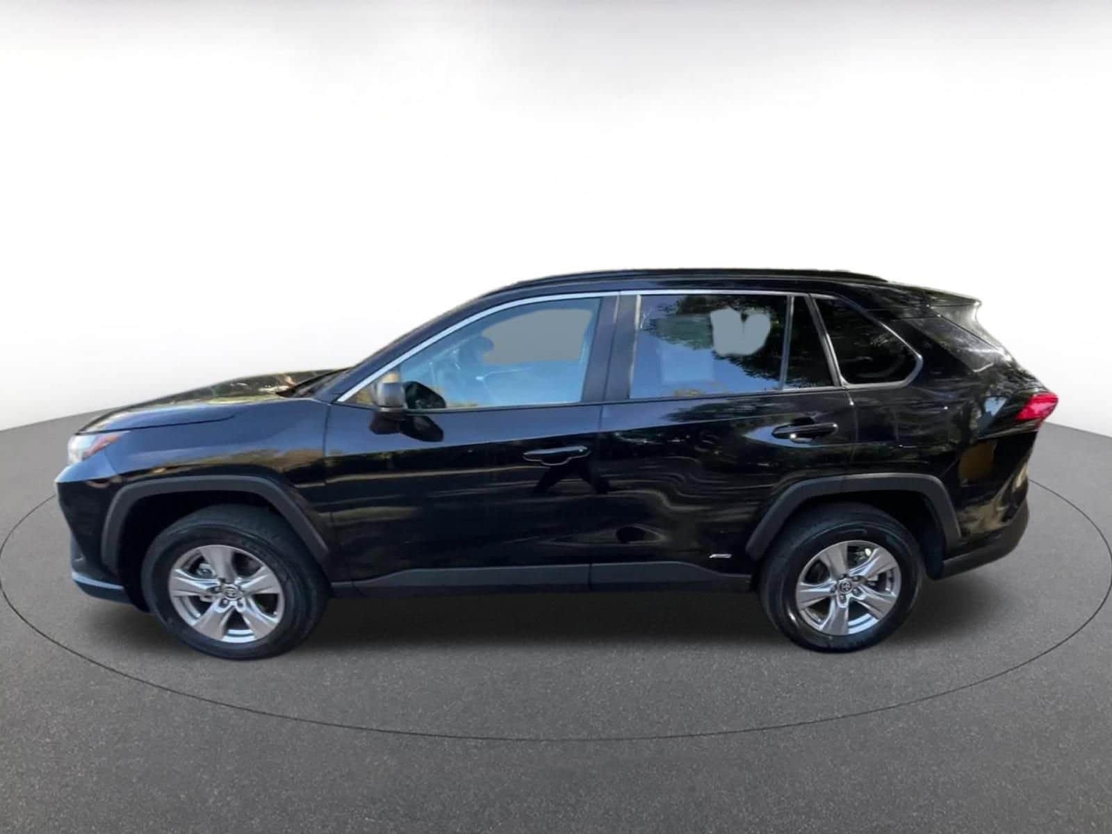 Thumbnail: 2025 Toyota RAV4 - 9