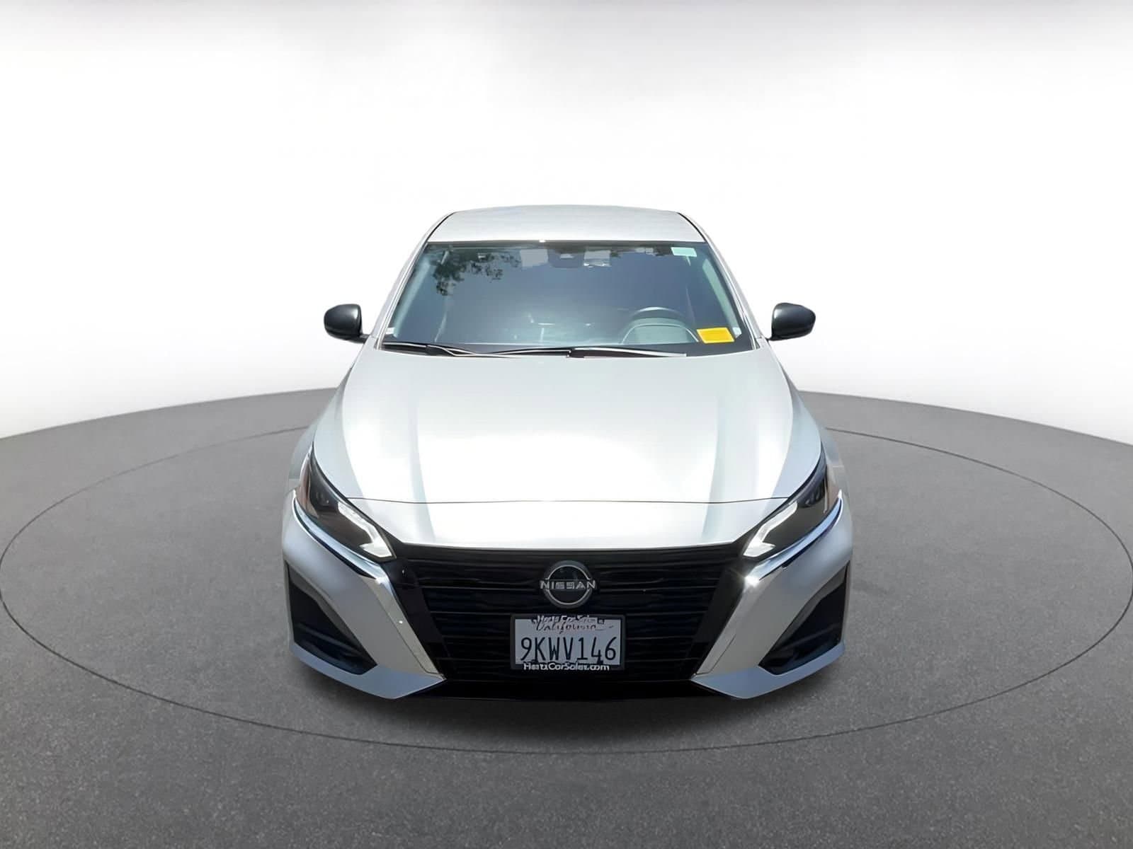 2024 Nissan Altima SV 4