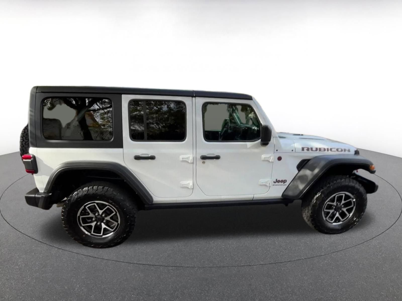 Thumbnail: 2025 Jeep Wrangler - 16