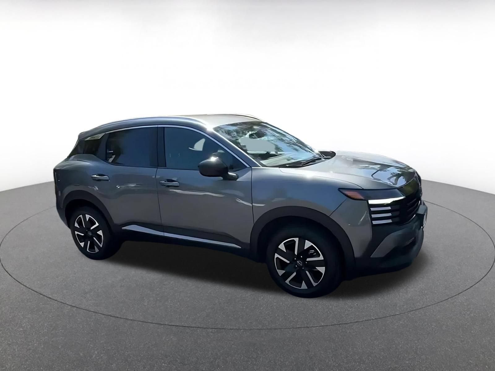 Thumbnail: 2026 Nissan Kicks - 2