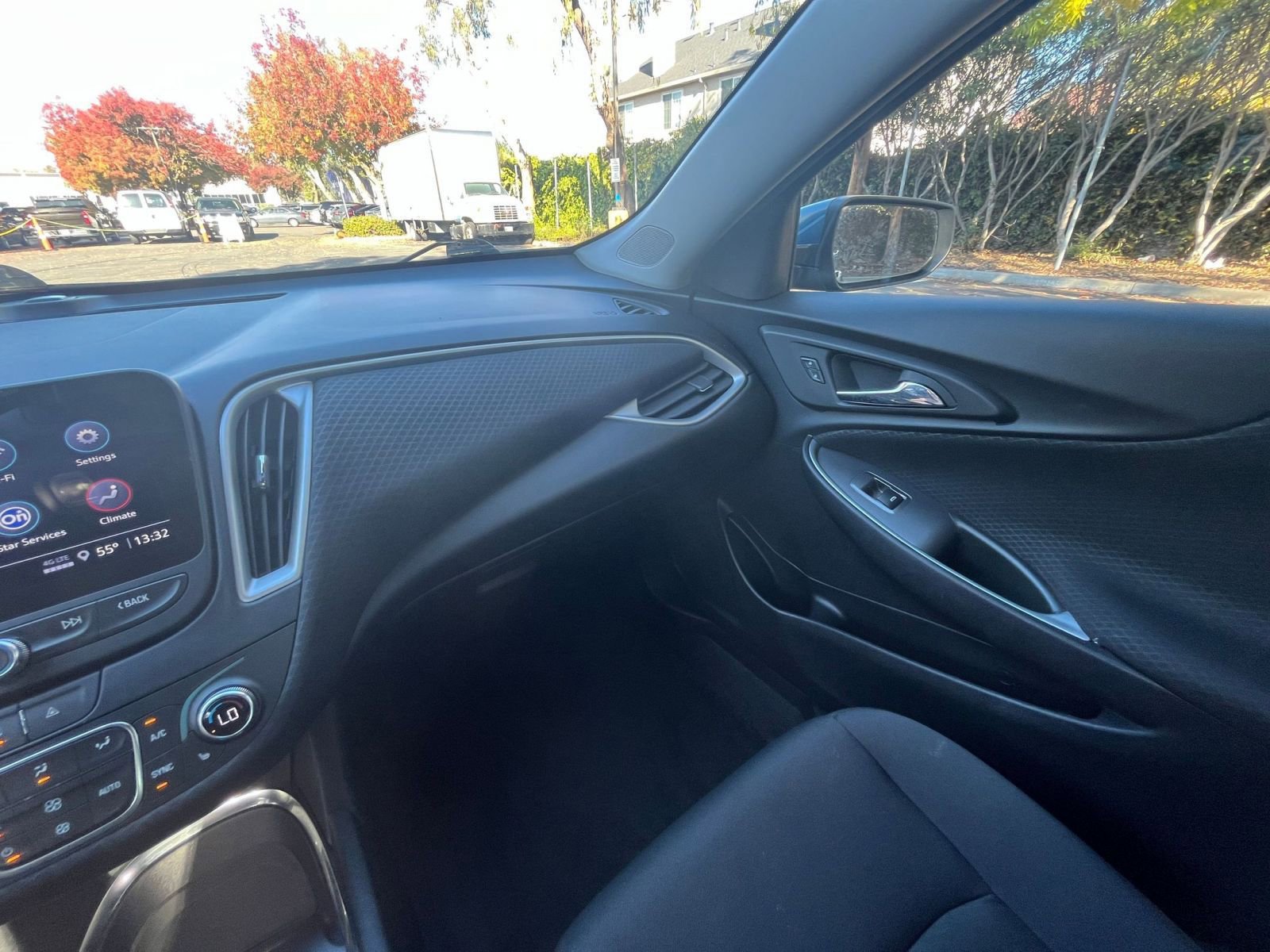 Thumbnail: 2024 Chevrolet Malibu - 35