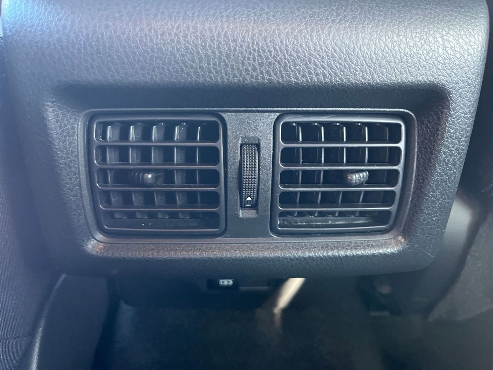 Thumbnail: 2025 Toyota Camry - 23