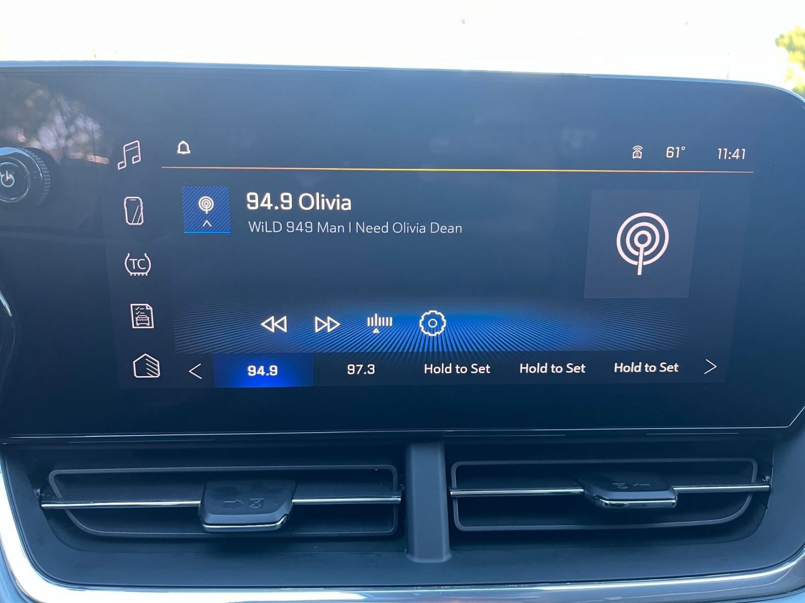 Thumbnail: 2025 Chevrolet Trax - 21