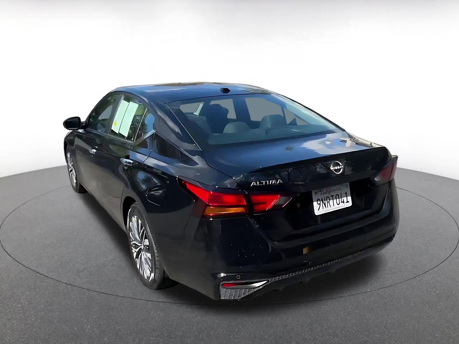 Thumbnail: 2025 Nissan Altima - 11